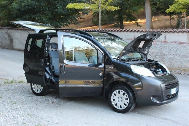 Peugeot Bipper Tepee 1.4 HDi 70CV Outdoor TAGLIANDI CERTIFICATI IN UFFICIALE 5PORTE 5POSTI SPLENDIDO