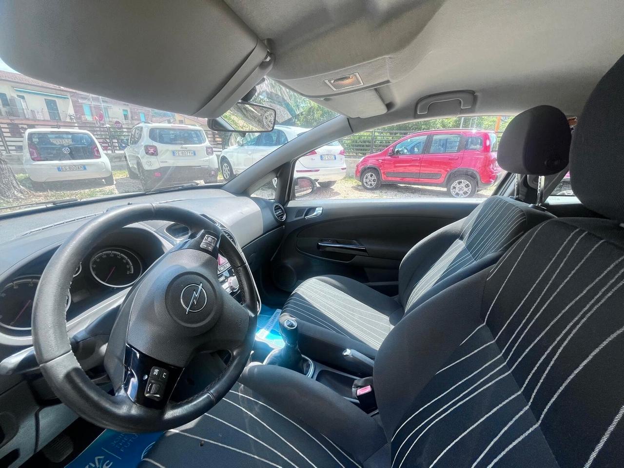 Opel Corsa 1.2 80CV 3 porte GPL-TECH