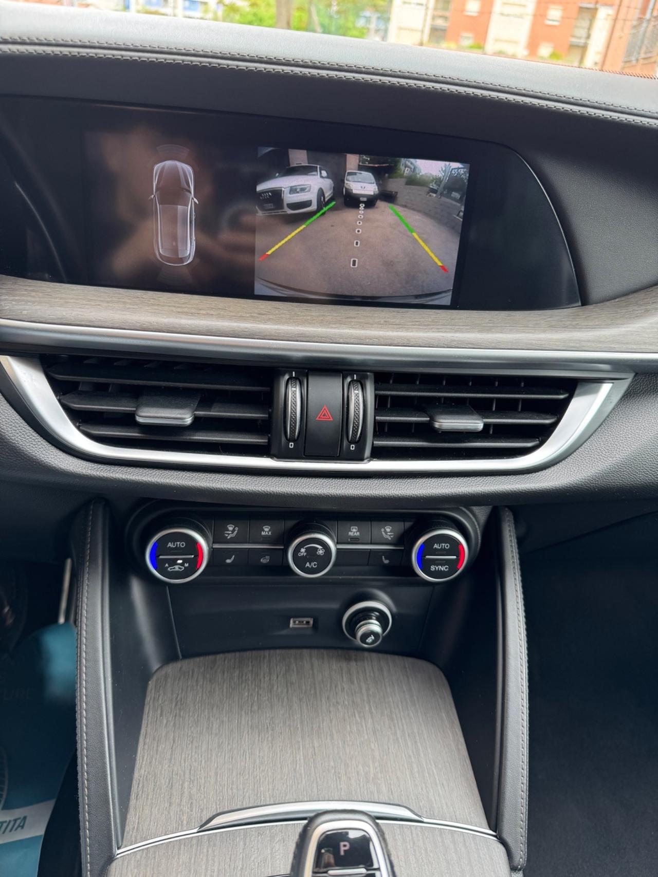 Alfa Romeo Stelvio 2.2 Turbodiesel 210 CV AT8 Q4 Veloce