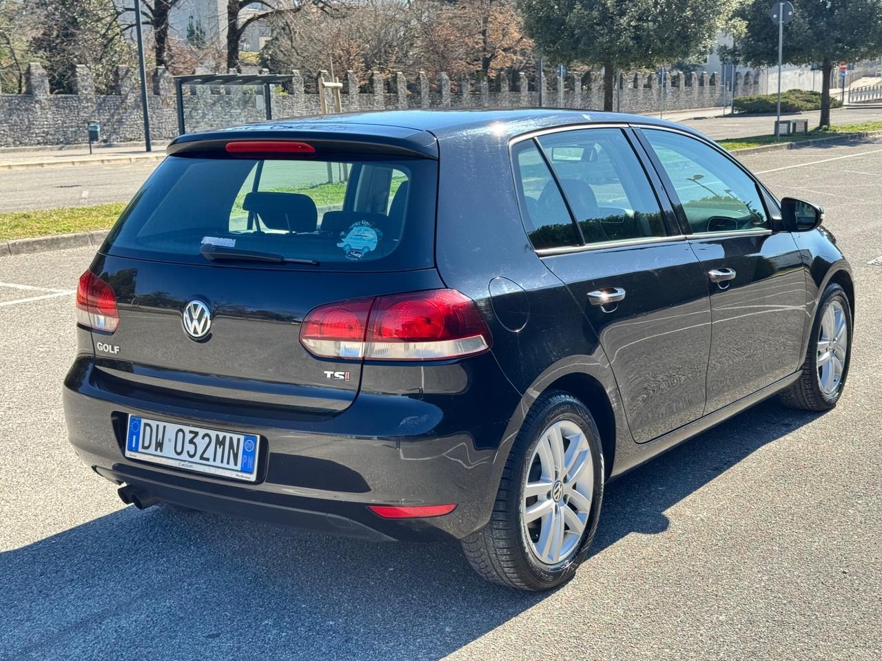 Volkswagen Golf 1.4 TSI 5p. Highline OK Neopatentati