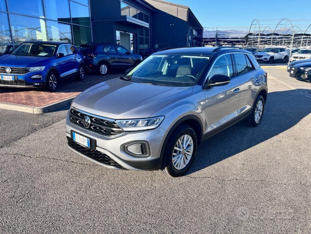 VOLKSWAGEN T-Roc 1.5 TSI ACT DSG Life