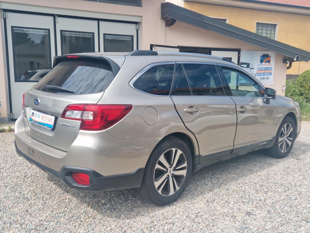 Subaru OUTBACK 2.5i Lineartronic Premium