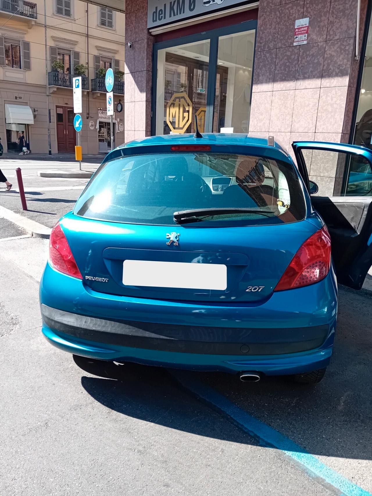 Peugeot 207