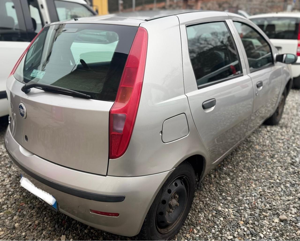 Fiat Punto 1.2 benzina 5 porte adatta a neopatentati