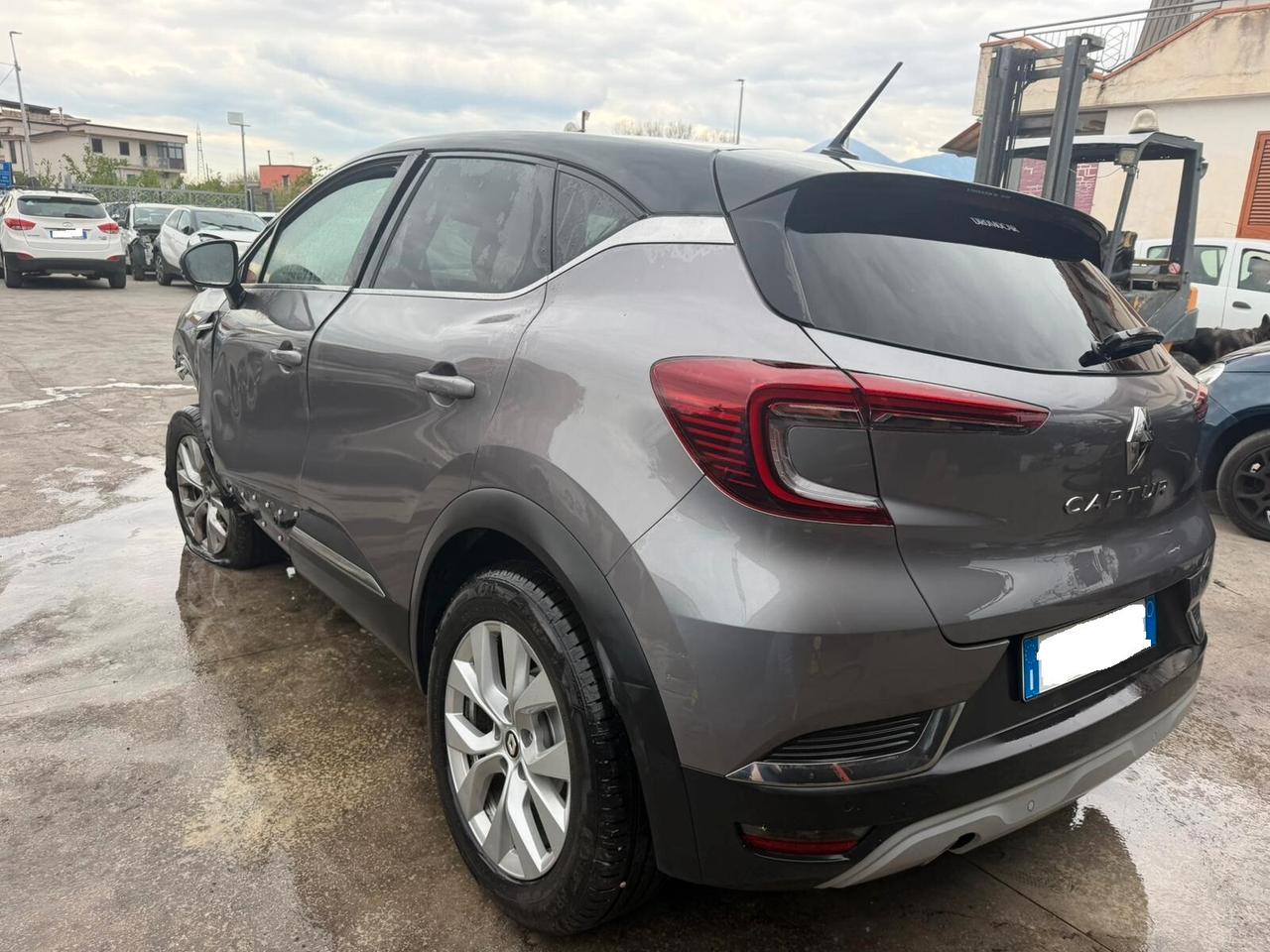 Renault Captur GPL sinistrato - 2021