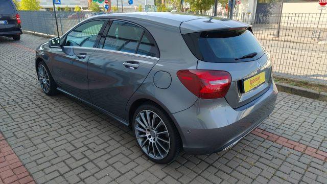 MERCEDES-BENZ A 180 d Sport