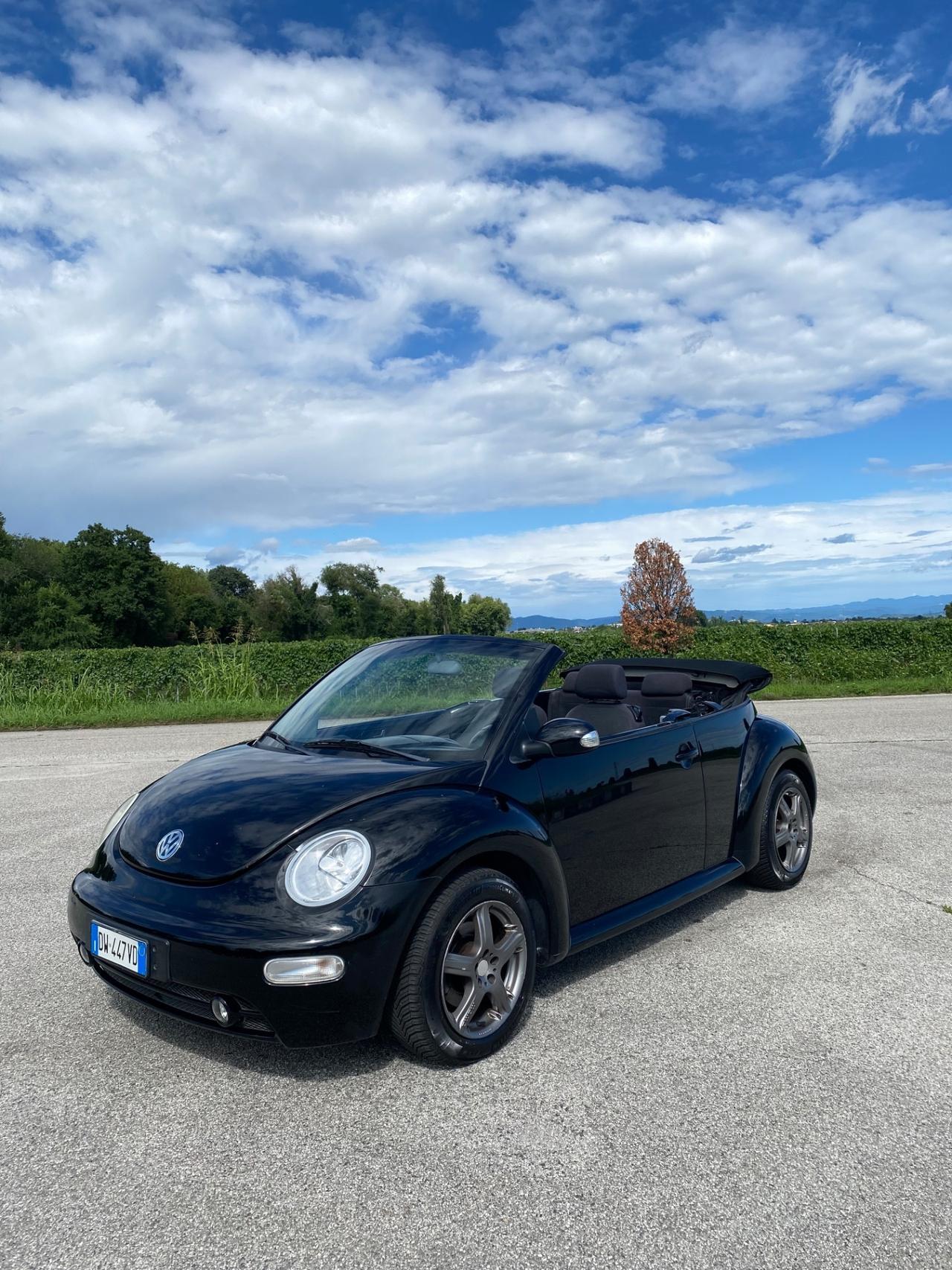 Volkswagen New Beetle 1.6 Cabrio