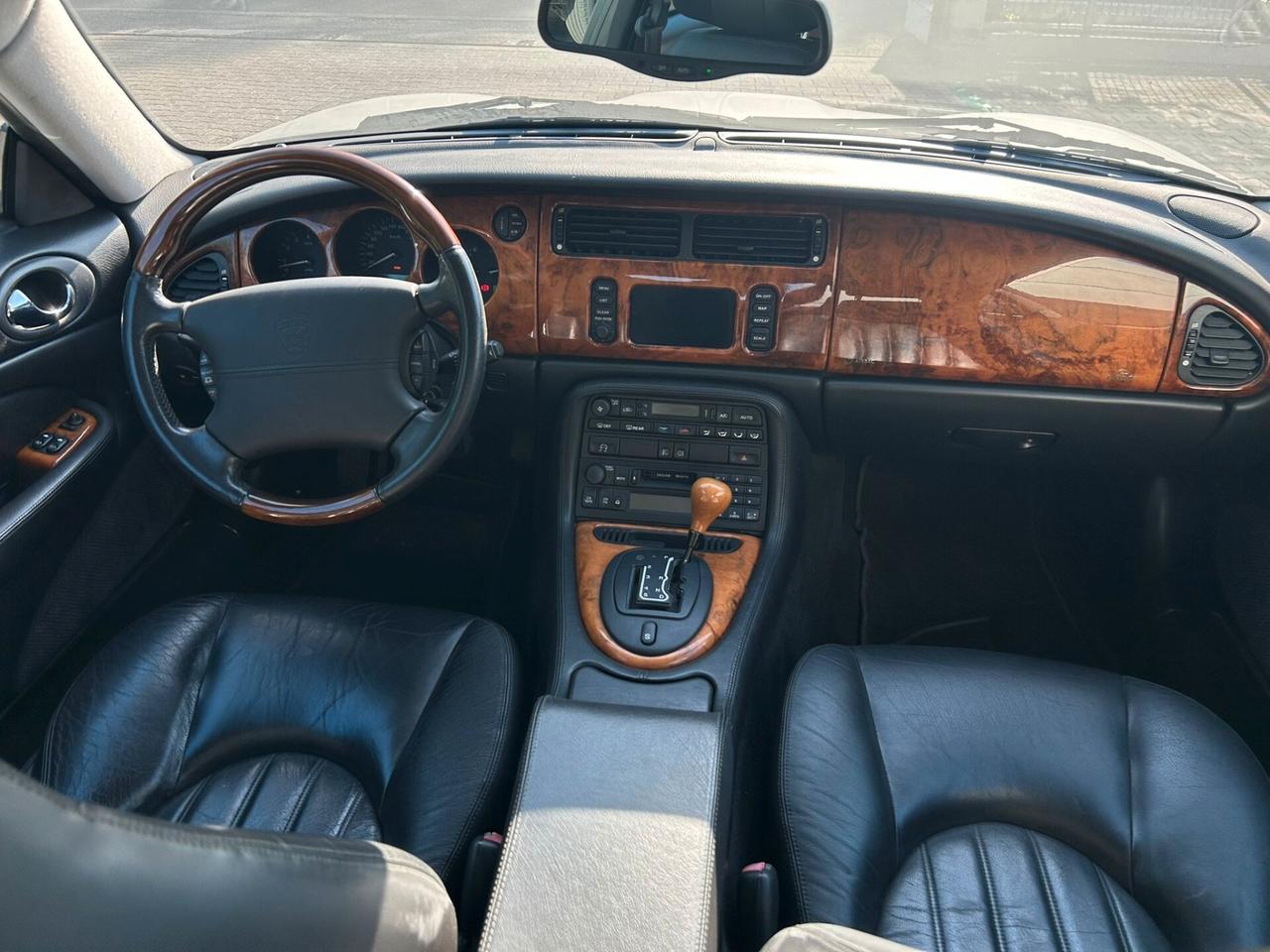Jaguar XK XK8 4.2 Coupé