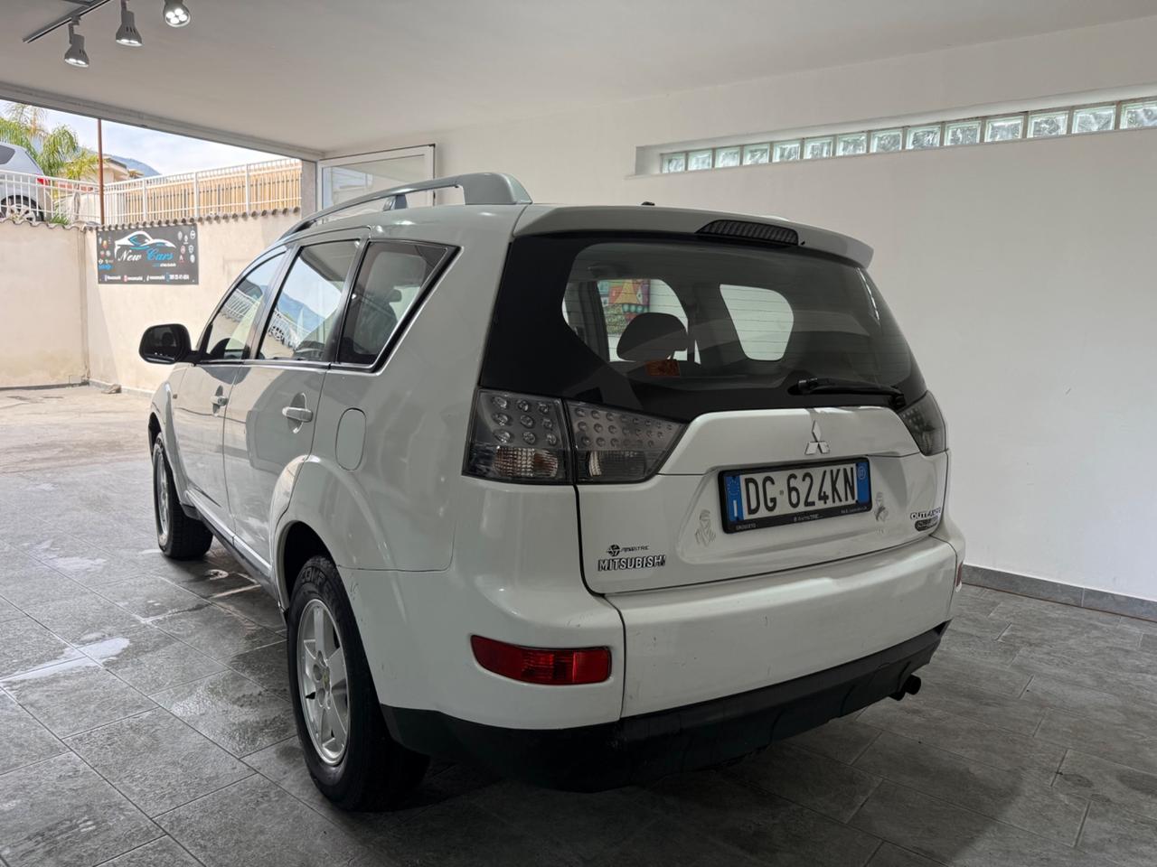 Mitsubishi Outlander 2.0 DI-D Invite DPF