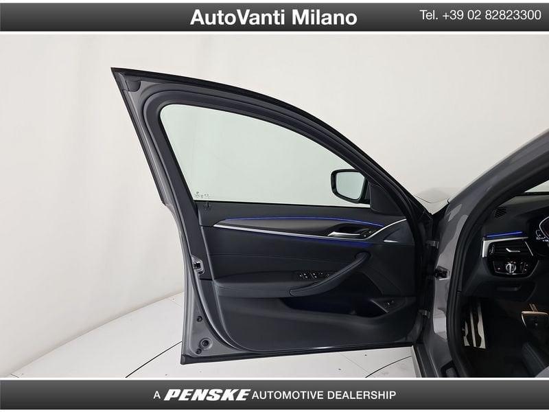 BMW Serie 5 530d 48V xDrive Touring Msport