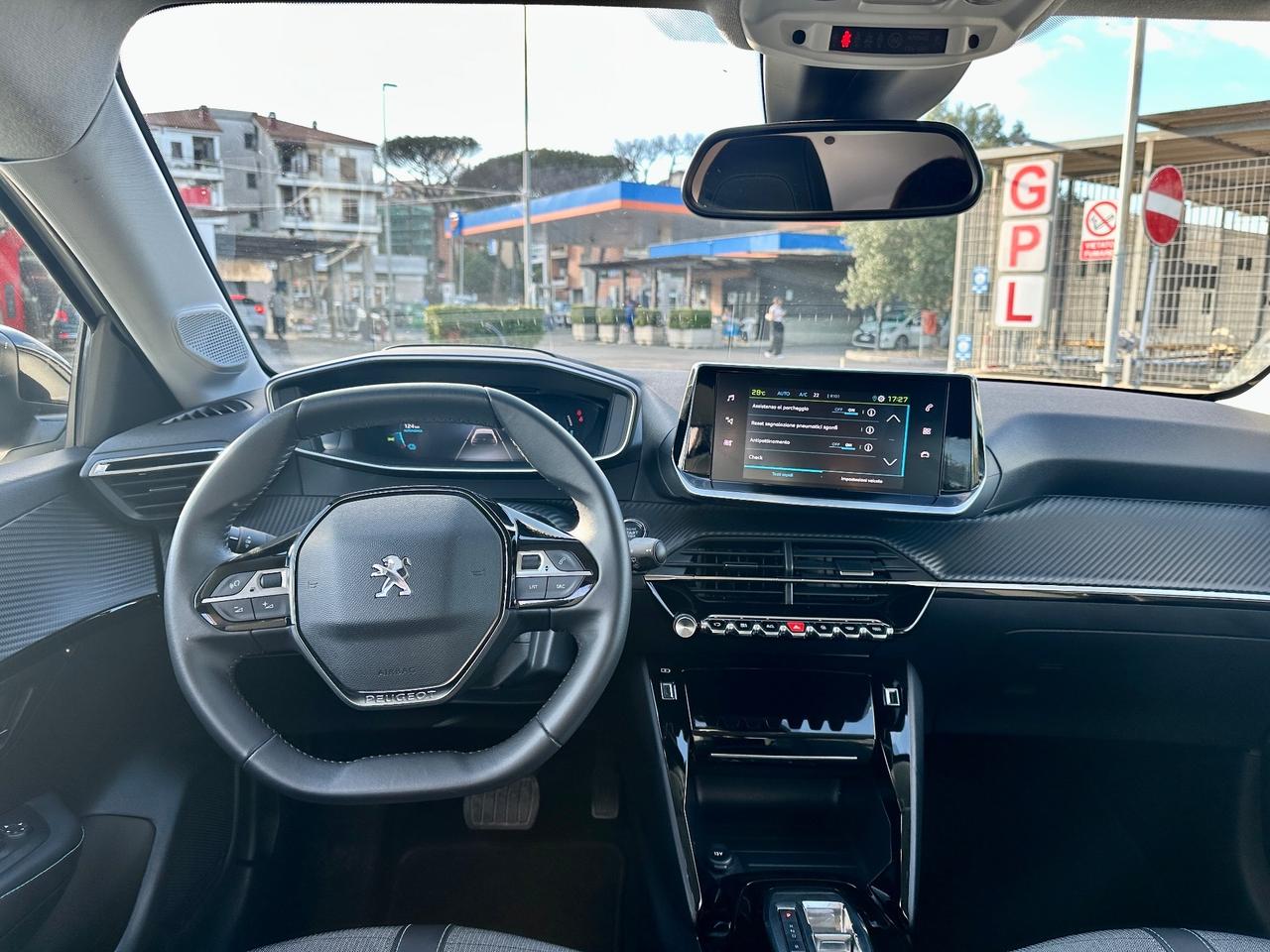 Peugeot 208 motore elettrico 136 CV 5 porte Allure Pack Fatturabile