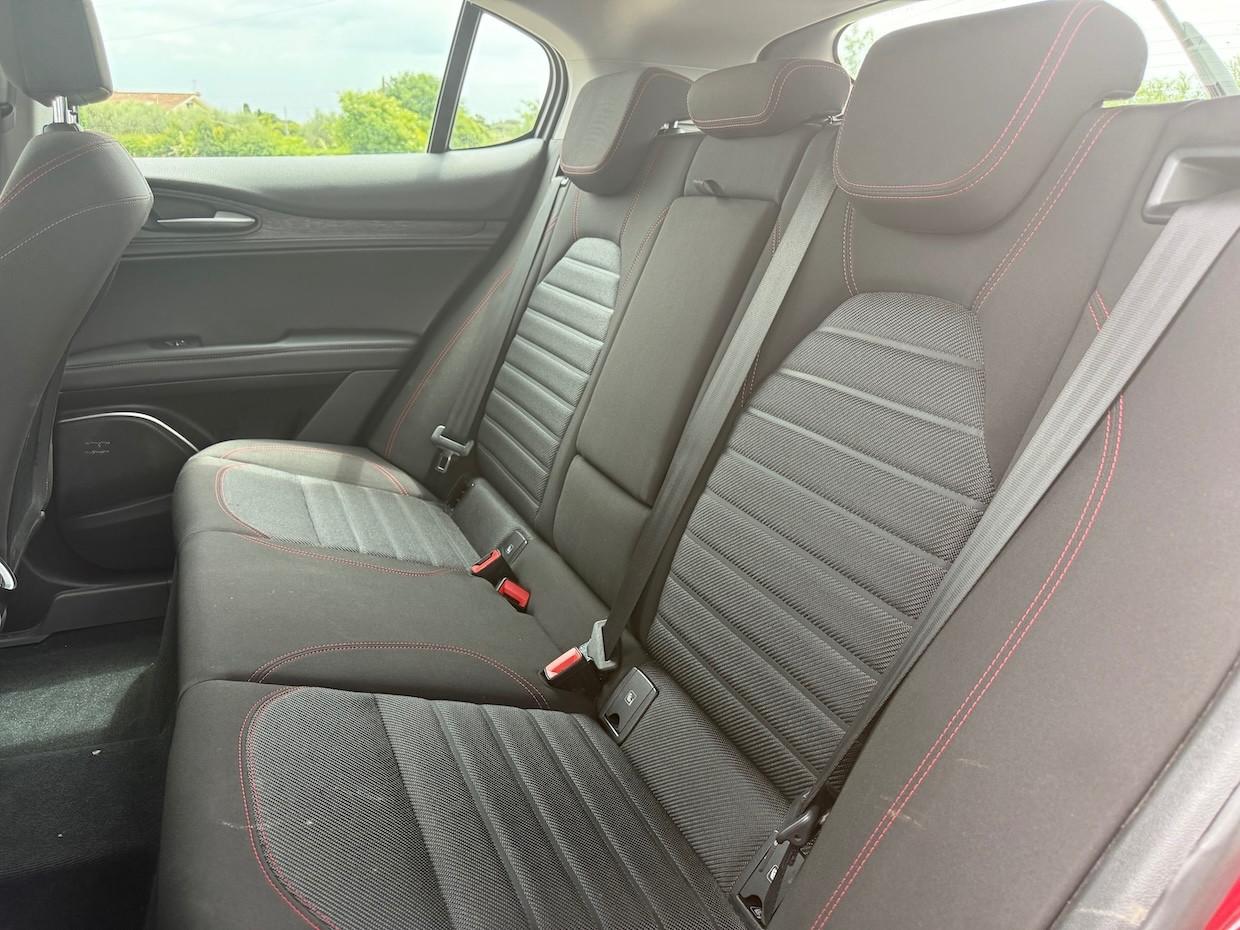 Alfa Romeo Stelvio 2.2 Turbodiesel 160 CV AT8 RWD Rosso Edizione