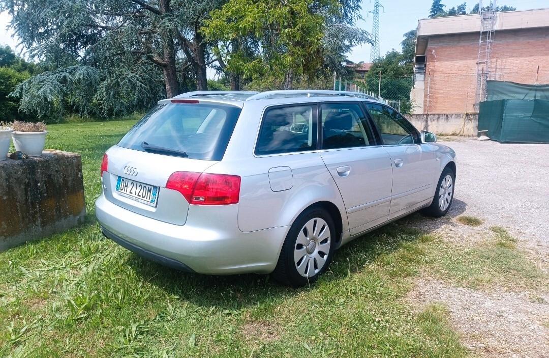 Audi A4 1.6 Avant benzina