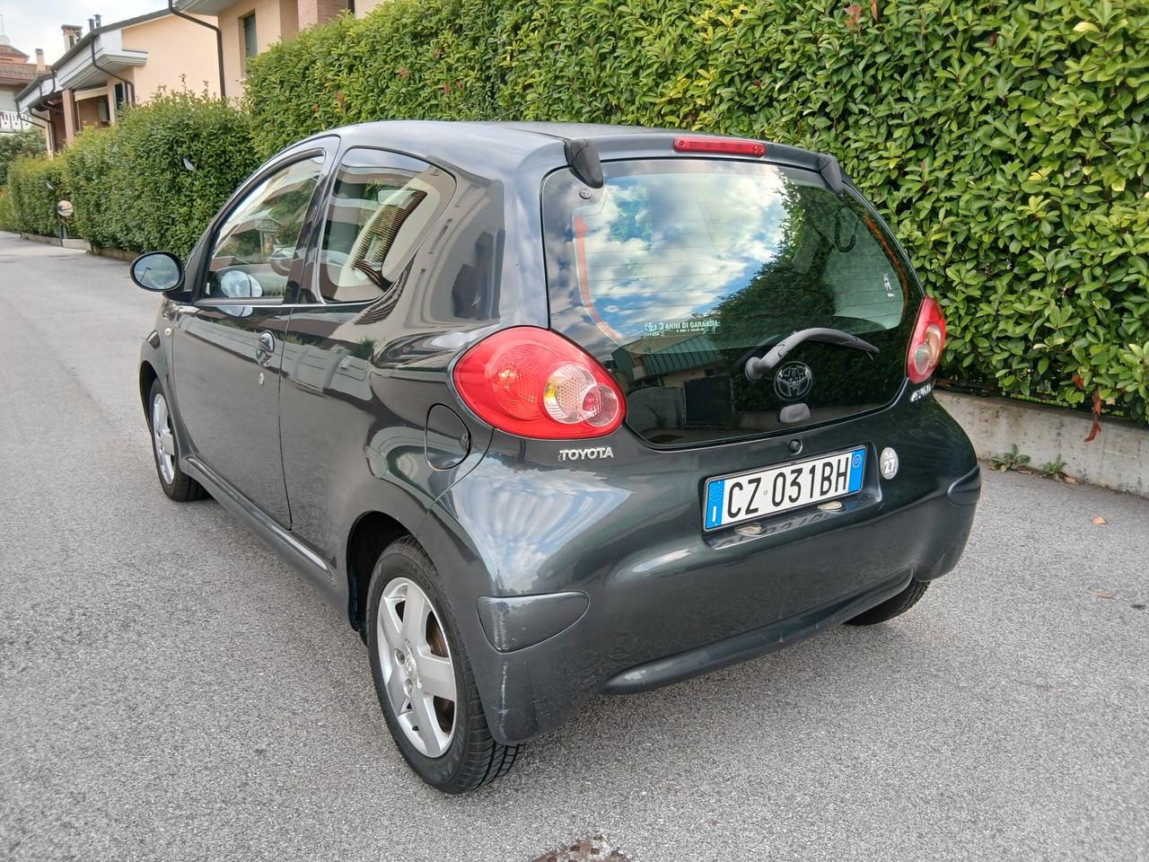 Toyota Aygo 1.0 12V VVT-i 3 porte Sol ok per neopatentati
