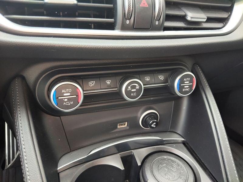 Alfa Romeo Stelvio 2.2 Turbodiesel 210 CV AT8 Q4 Executive