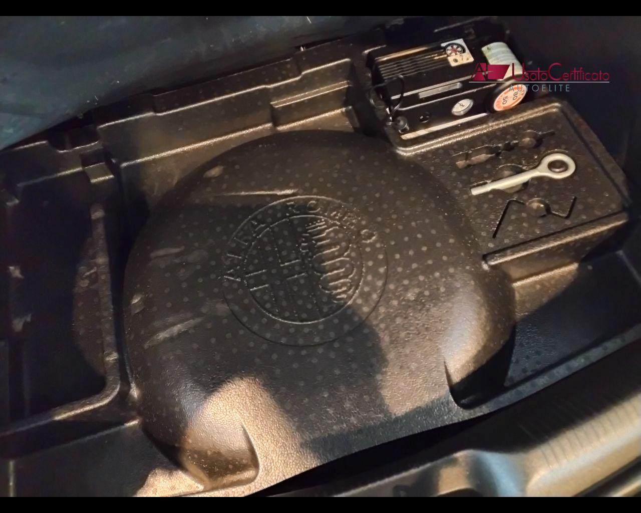 ALFA ROMEO Giulietta 1.4 Turbo 120 CV GPL Distincti