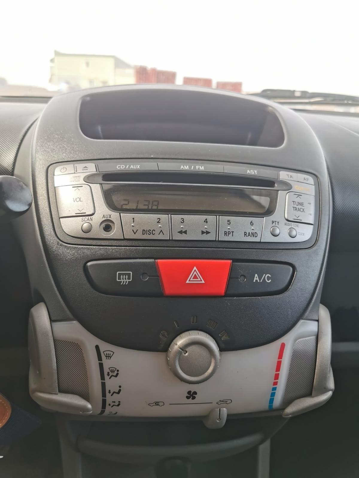 Toyota Aygo 1.0 12V VVT-i 5P. Sol autom