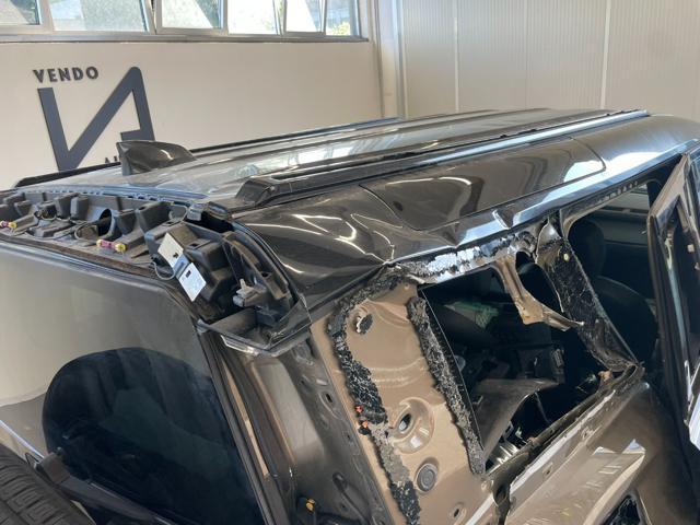 LAND ROVER Defender 110 3.0D I6 200 CV AWD AUTO S