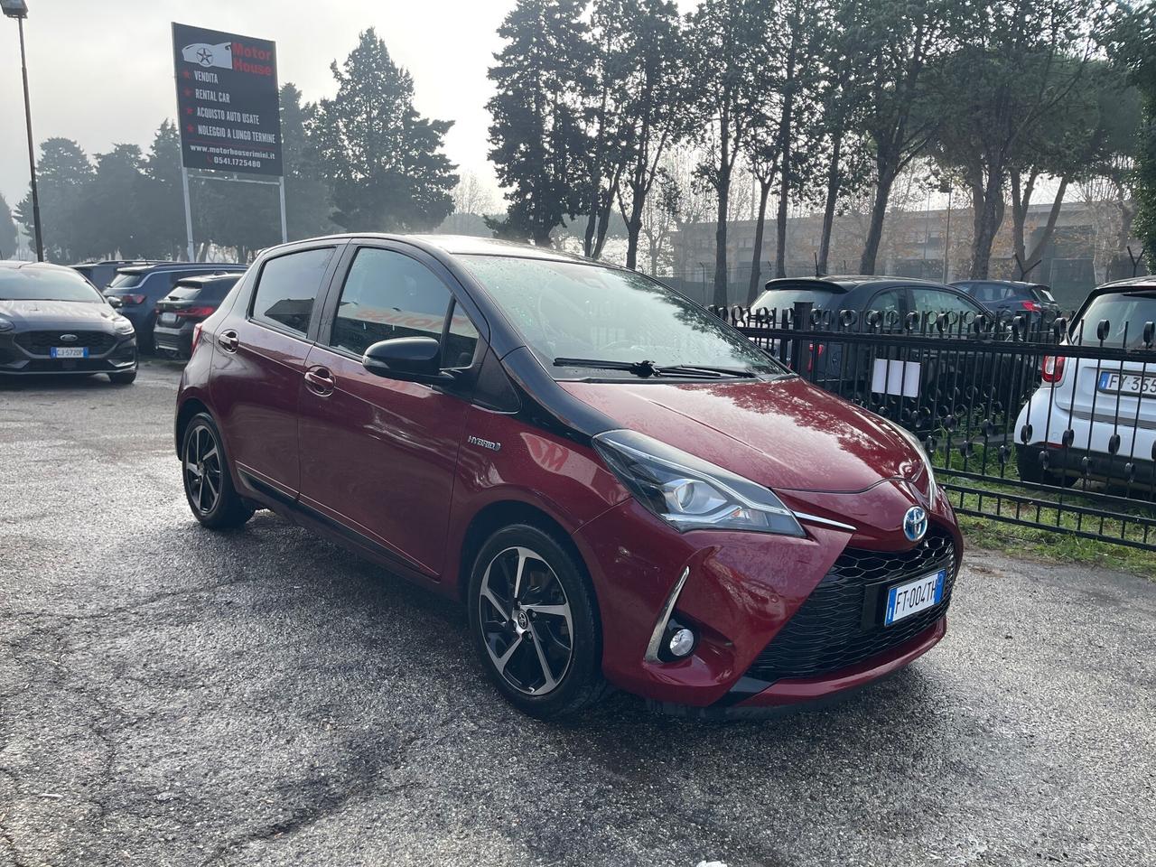 Toyota Yaris HYBRID AUTOMATICA