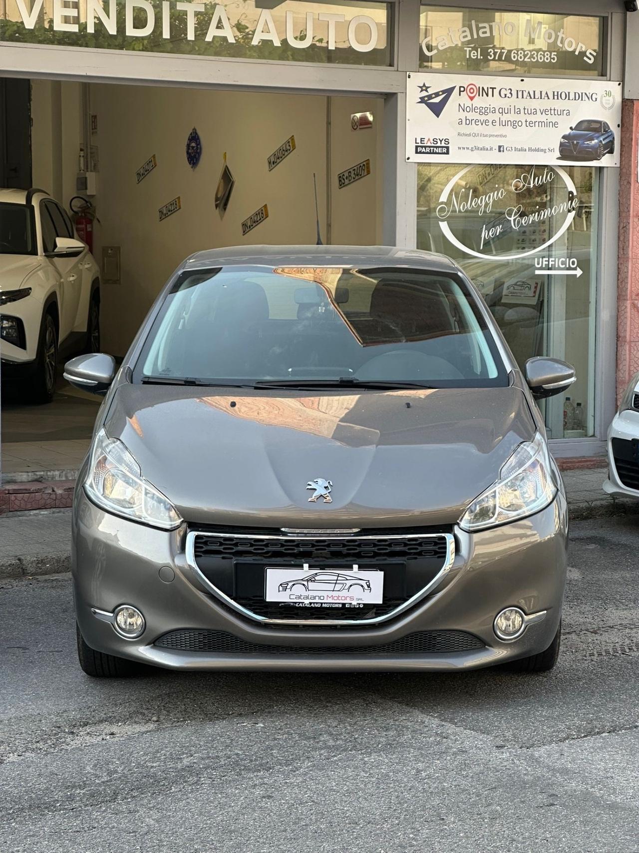 Peugeot 208 1.4 HDi 68 CV 5 porte Allure