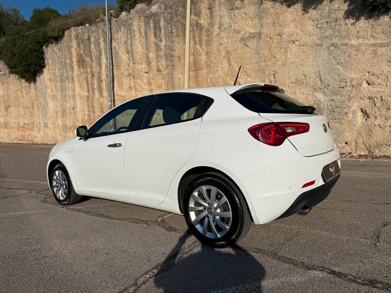 Alfa Romeo Giulietta/1.6 120CV/NAVI/LED/TAGLIANDI ALFA