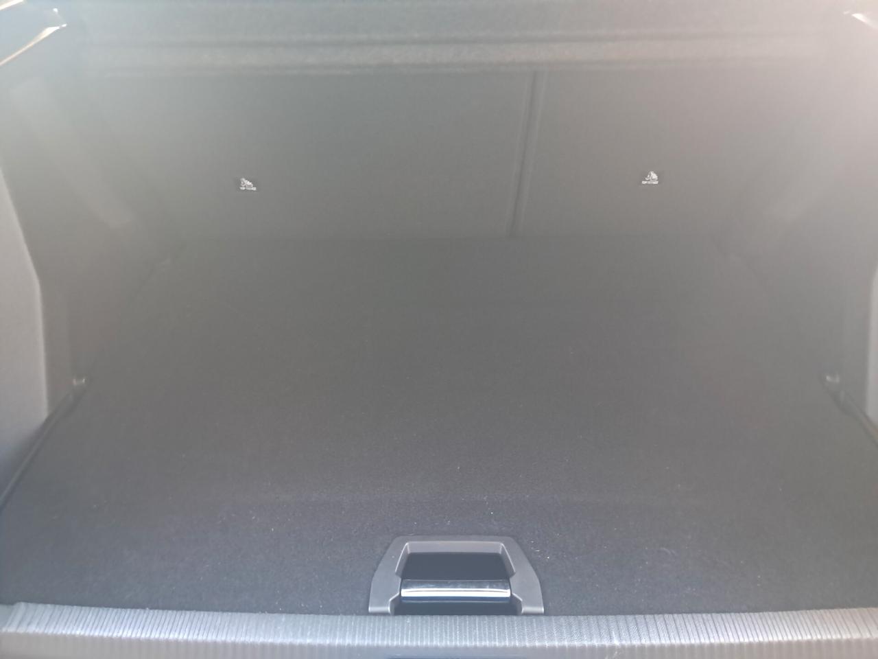 Peugeot 2008 1.2 130 cv EAT8 Active Pack