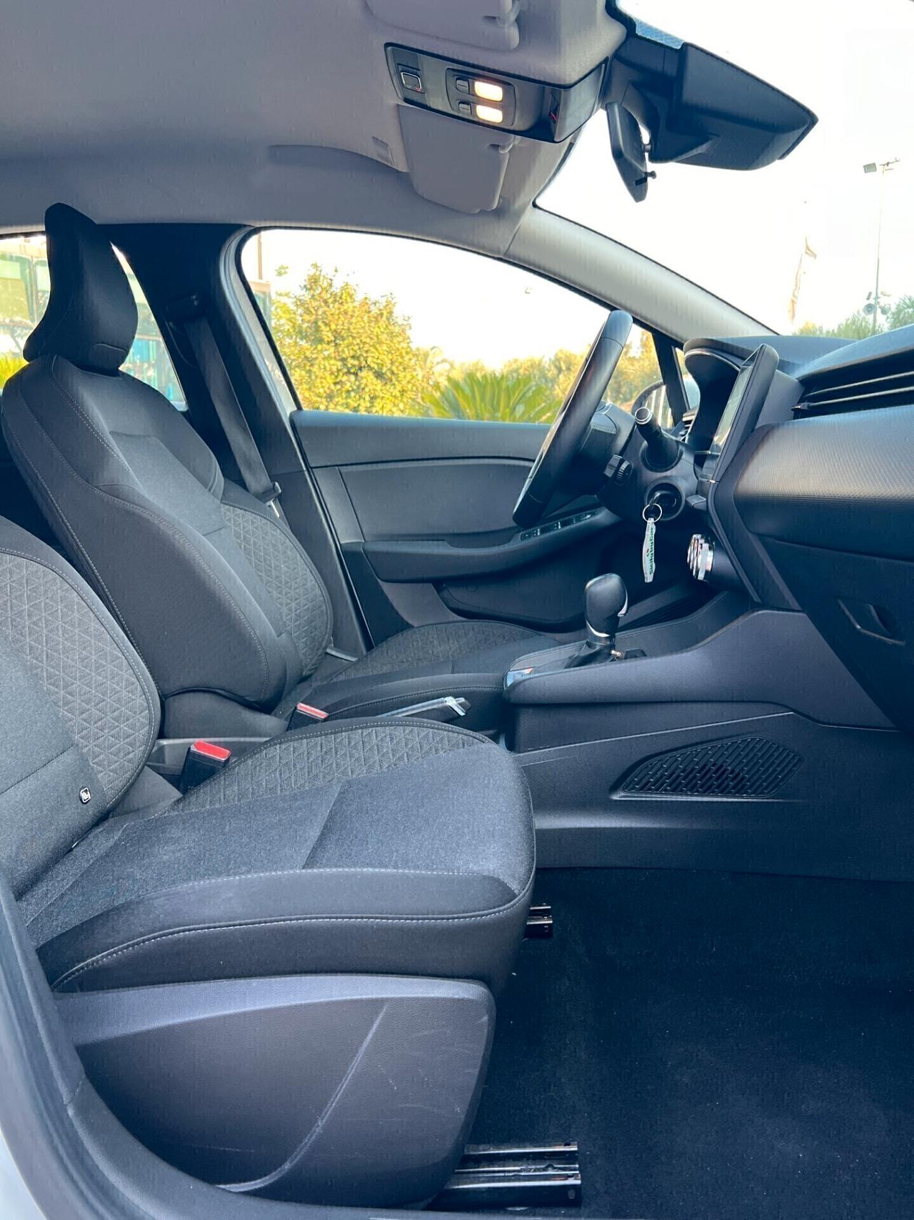 Renault Clio Hybrid E-Tech 140 CV 5 porte Intens