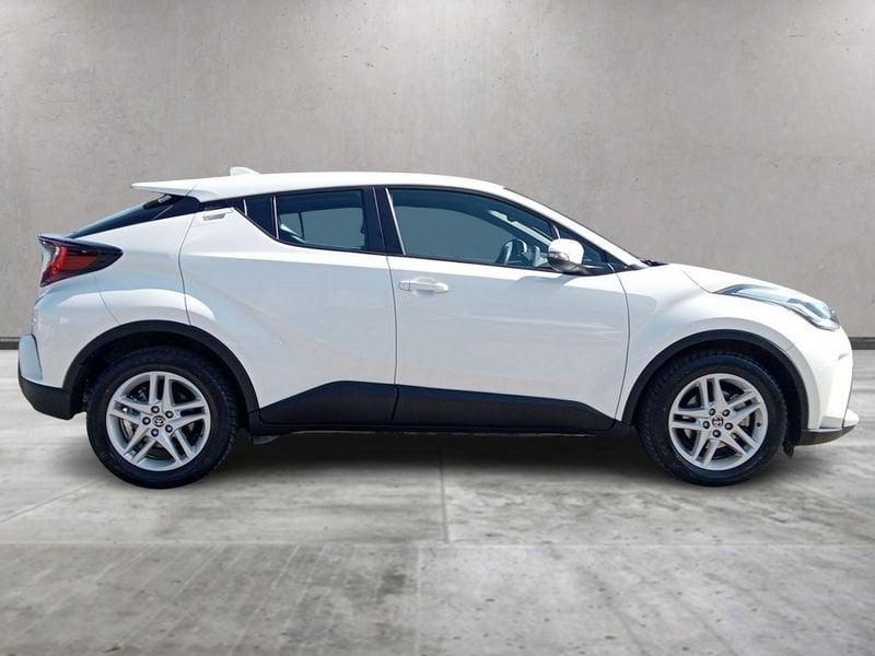 Toyota C-HR 1.8 Hybrid Active E-CVT