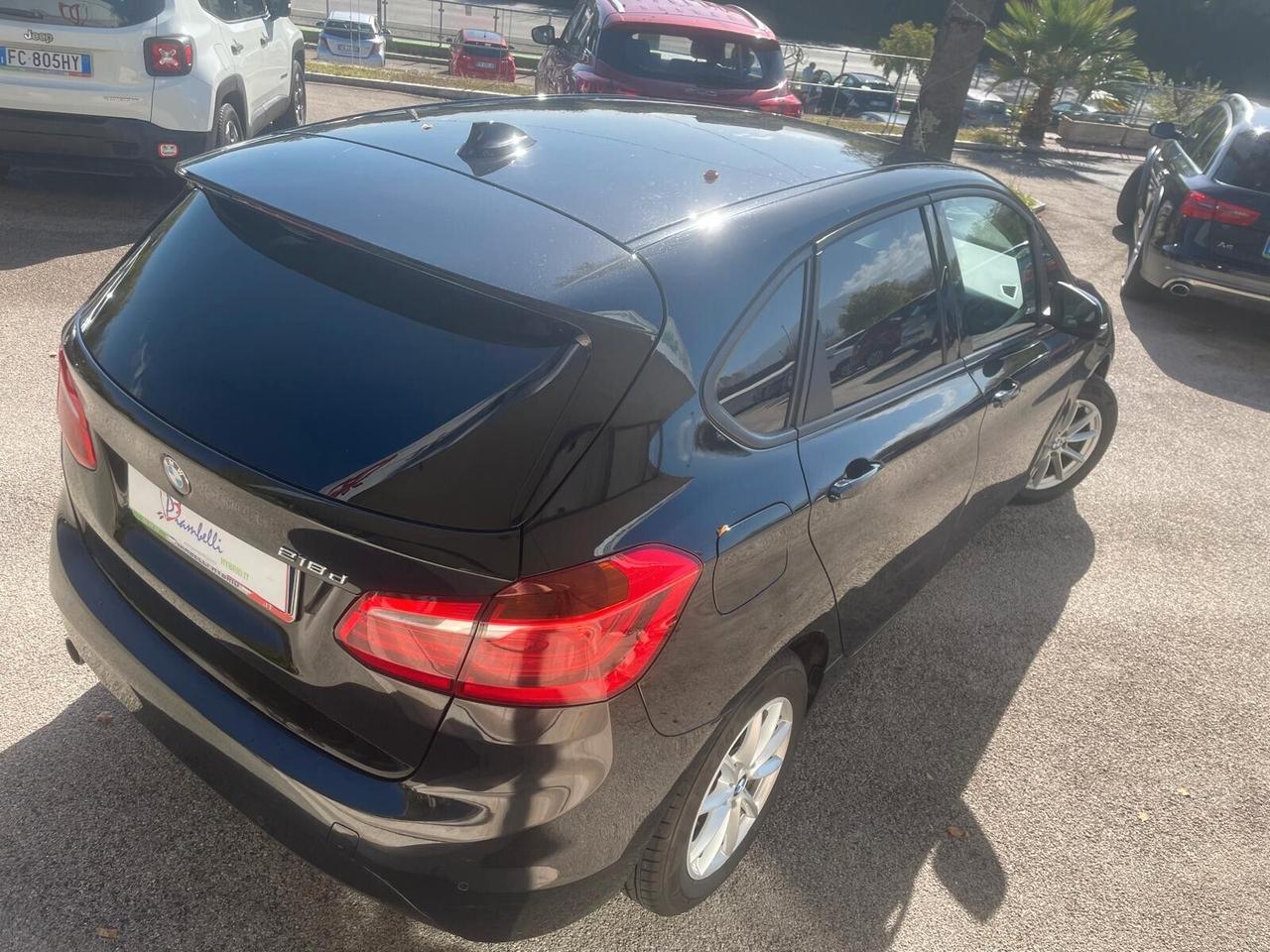 Bmw 2er Active Tourer 218d Luxury AUTOM.