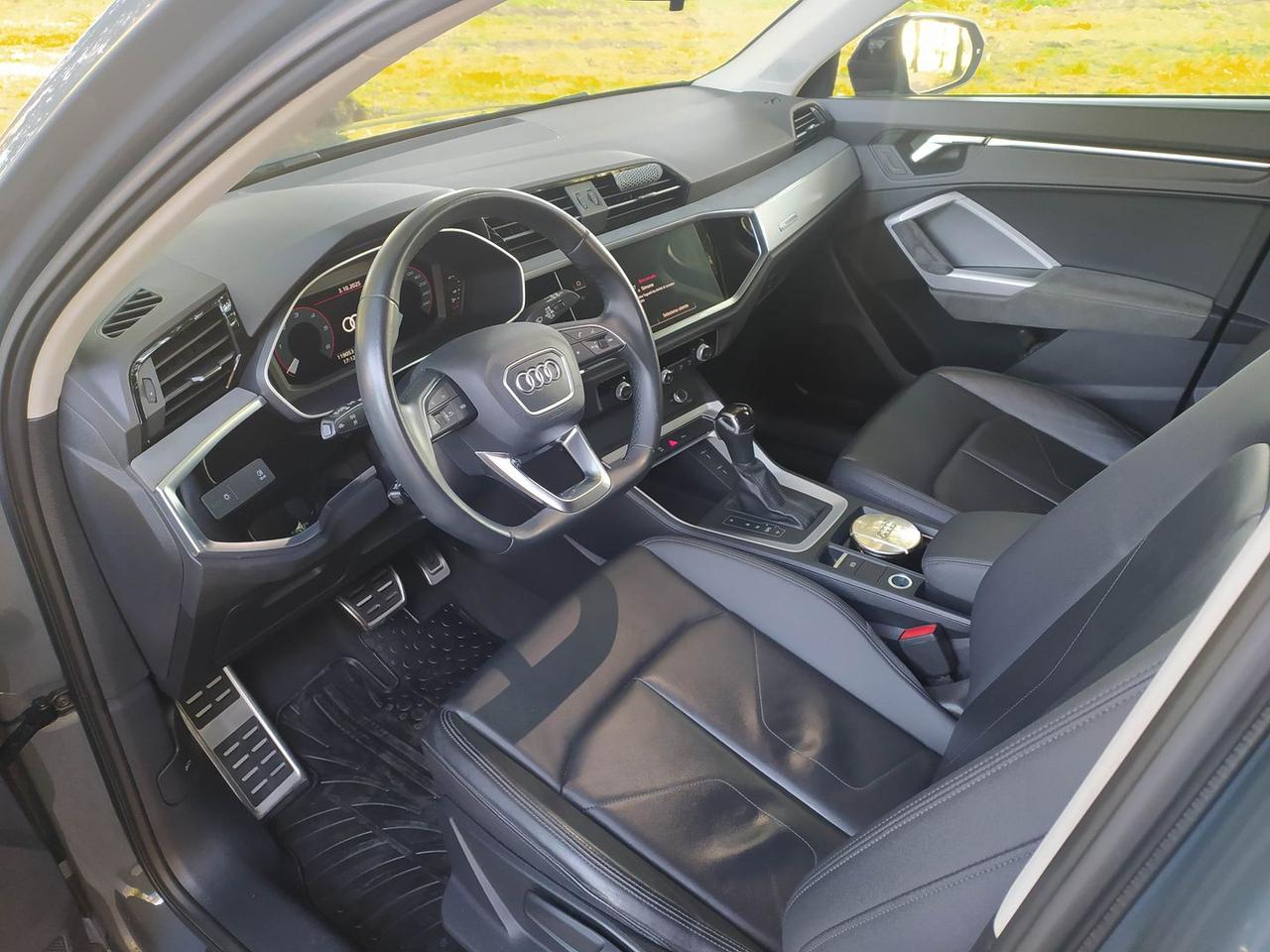 Audi Q3 Business 2.0 35 TDI #7170