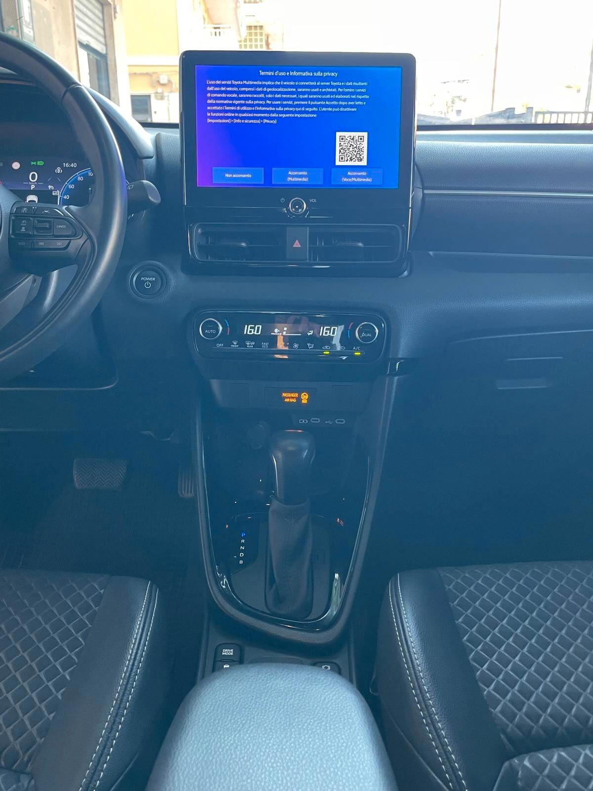 Toyota Yaris 1.5 130 Hybrid 5 porte Premiere