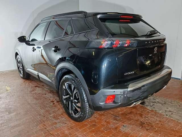 Peugeot 2008 1.2 130cv Allure con Car Play + Telecamera