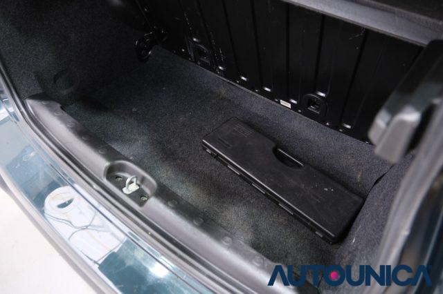 FIAT Panda 1.0 FIREFLY S&S HYBRID GARMIN NEOPATENTATI