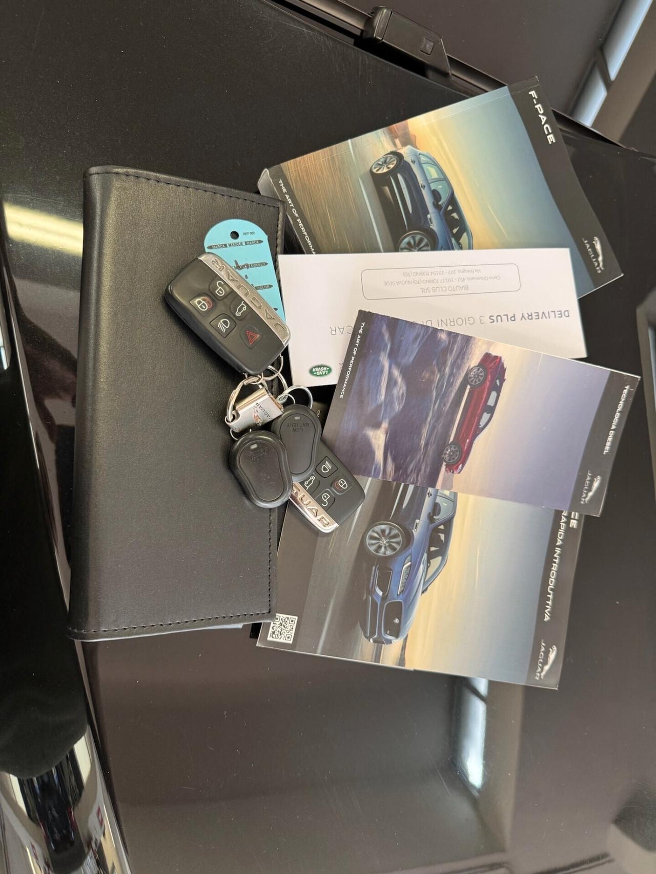 Jaguar F-Pace 2.0 D 180 CV aut. Portfolio - UNICO PROPRIETARIO