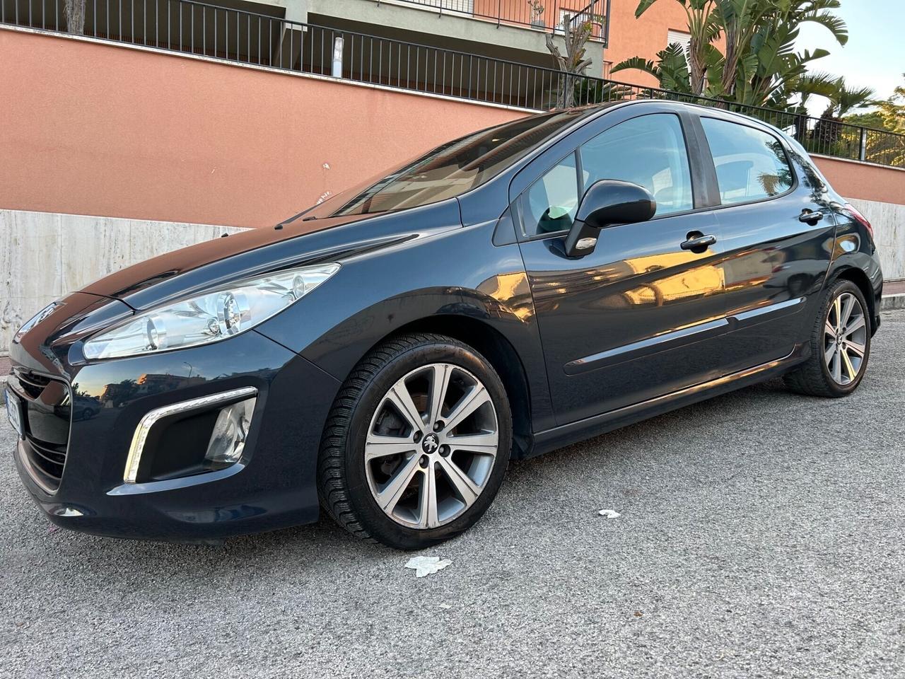 Peugeot 308 1.6 e-HDi allure tetto panoramico