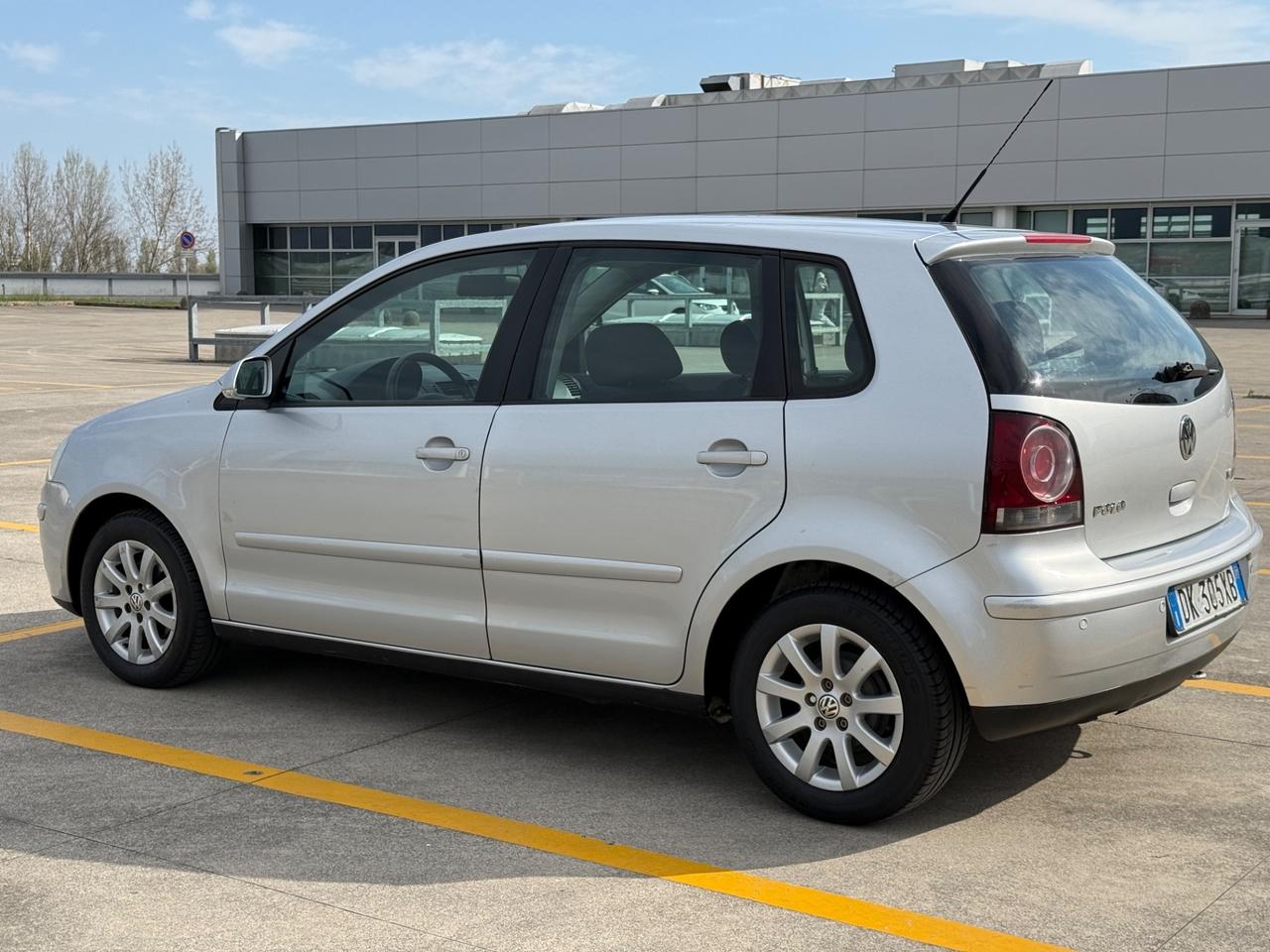 Volkswagen Polo 1.4/80CV 16V 5p. Comfort. BiFuel G