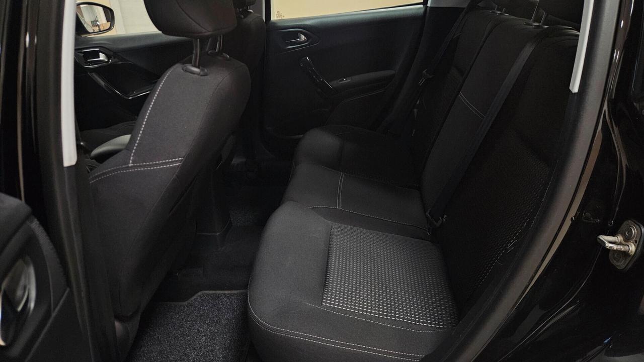 Peugeot 208 BlueHDi 75 5 porte Allure