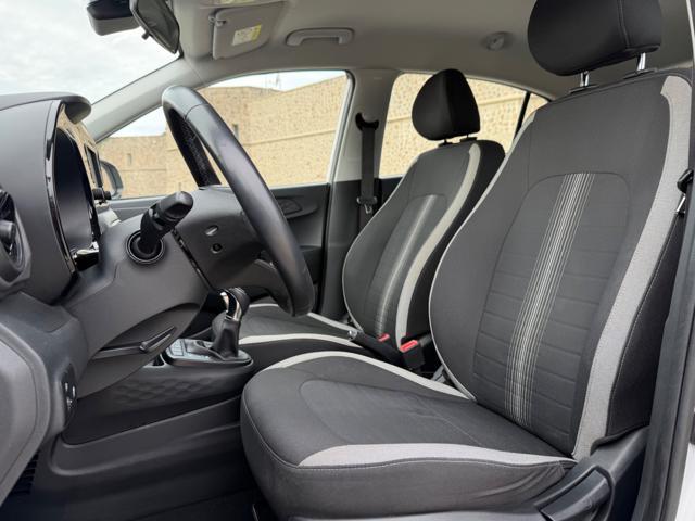 HYUNDAI i10 1.0 MPI AUTOMATICA CONNECTLINE+VIRTUAL+NAVI+PDC