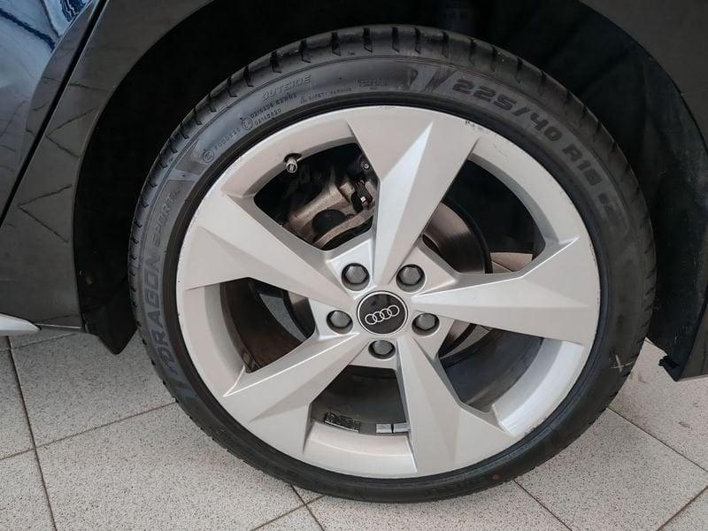 Audi A3 SPB 30 g-tron S tronic S line edition TAGLIANDI AUDI