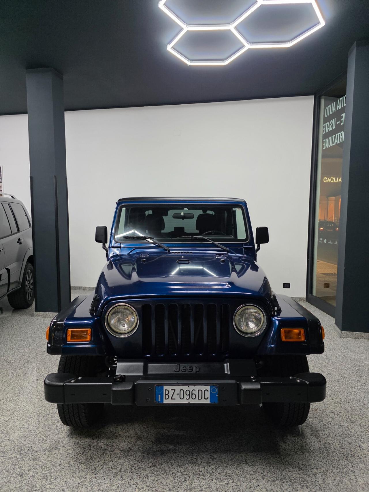 Jeep Wrangler 4.0 cat Sport