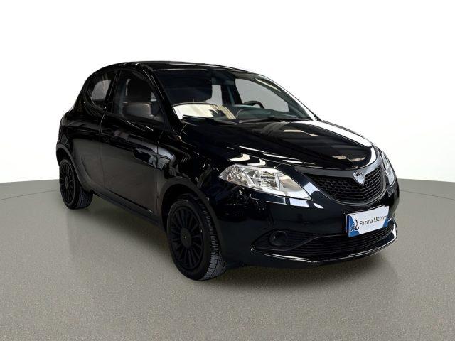 LANCIA Ypsilon 1.2 69 CV Elefantino Blu NEOPAT. - Bluetooth - USB