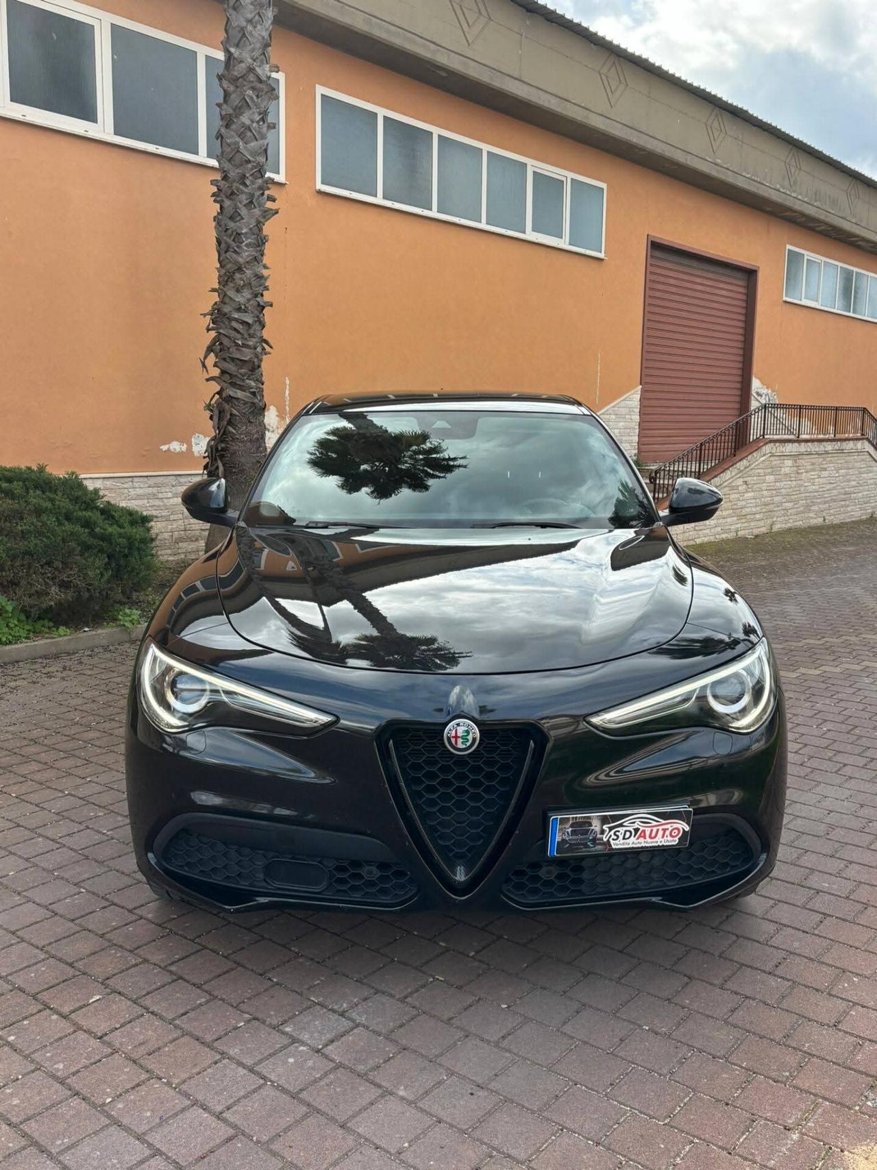 Alfa Romeo Stelvio 2.2 Turbodiesel 160 CV AT8 RWD Super