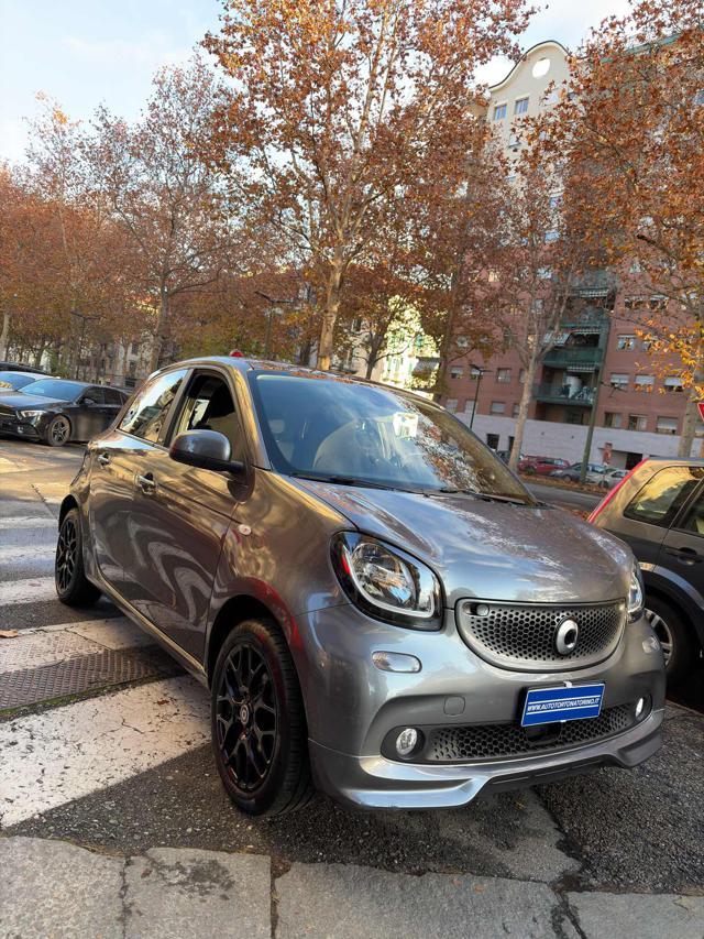 SMART ForFour 70 1.0 Passion AUTOMATICA/TETTO PANORAMICO