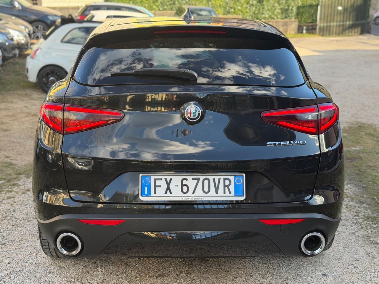 Alfa Romeo STELVIO 2.2d AT8 SUPER FULLOPT UNICOPR