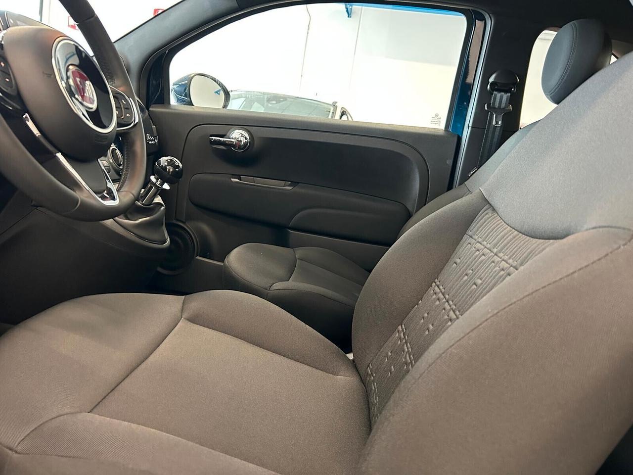 Fiat 500 DOLCEVITA 1.0 Hybrid SPOTICAR BLU