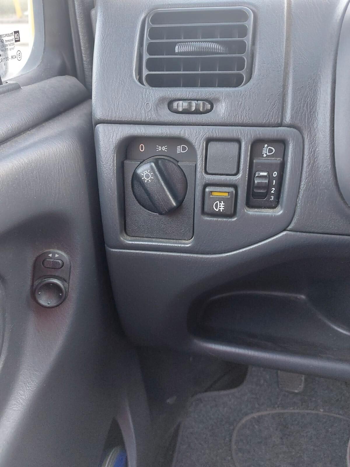 Opel Agila 1.2 16V Enjoy * Soli 49000 Km.