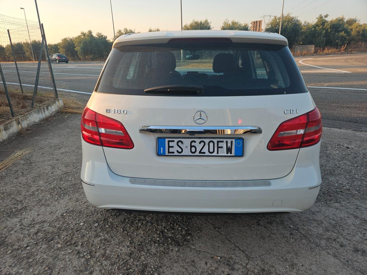 Mercedes-benz B 180 B 180 CDI Automatic Premium