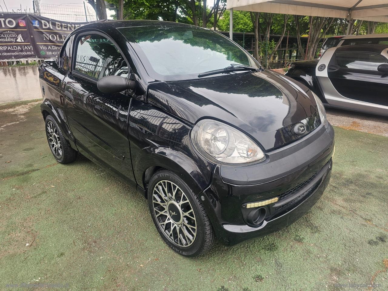 MICROCAR Dué Progress Dynamic Young