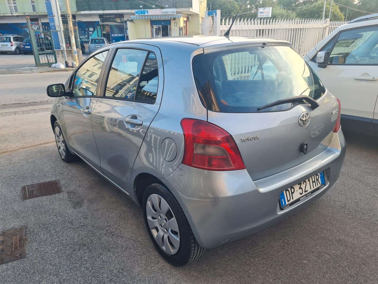 Toyota Yaris 1.4 D-4D 5 porte Navi