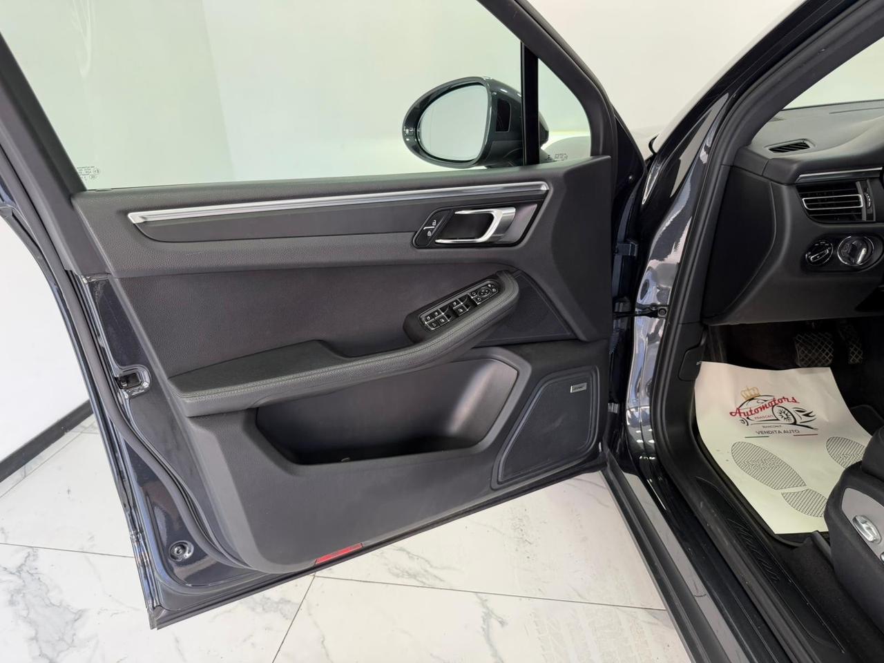 Porsche Macan 2.0-TETTO-BOSE-LED-GARANTITA-2021